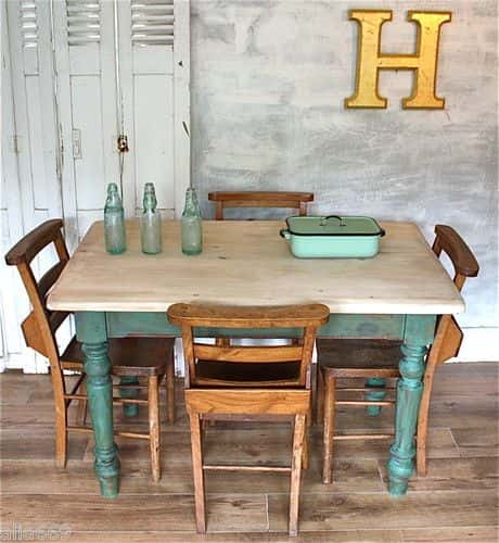 retro inspired dining table