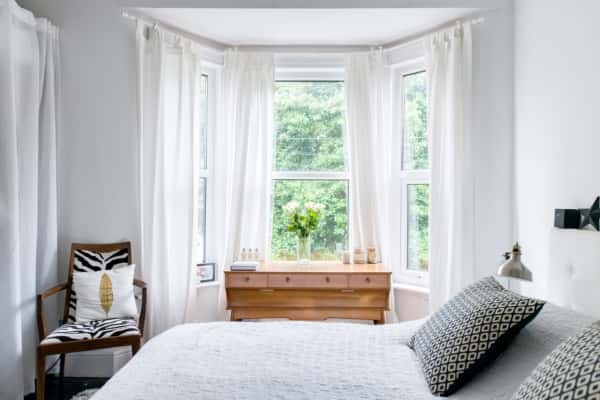 how to choose bedroom curtains