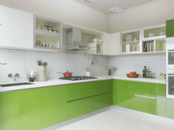 Two toned kitchen cabinets 