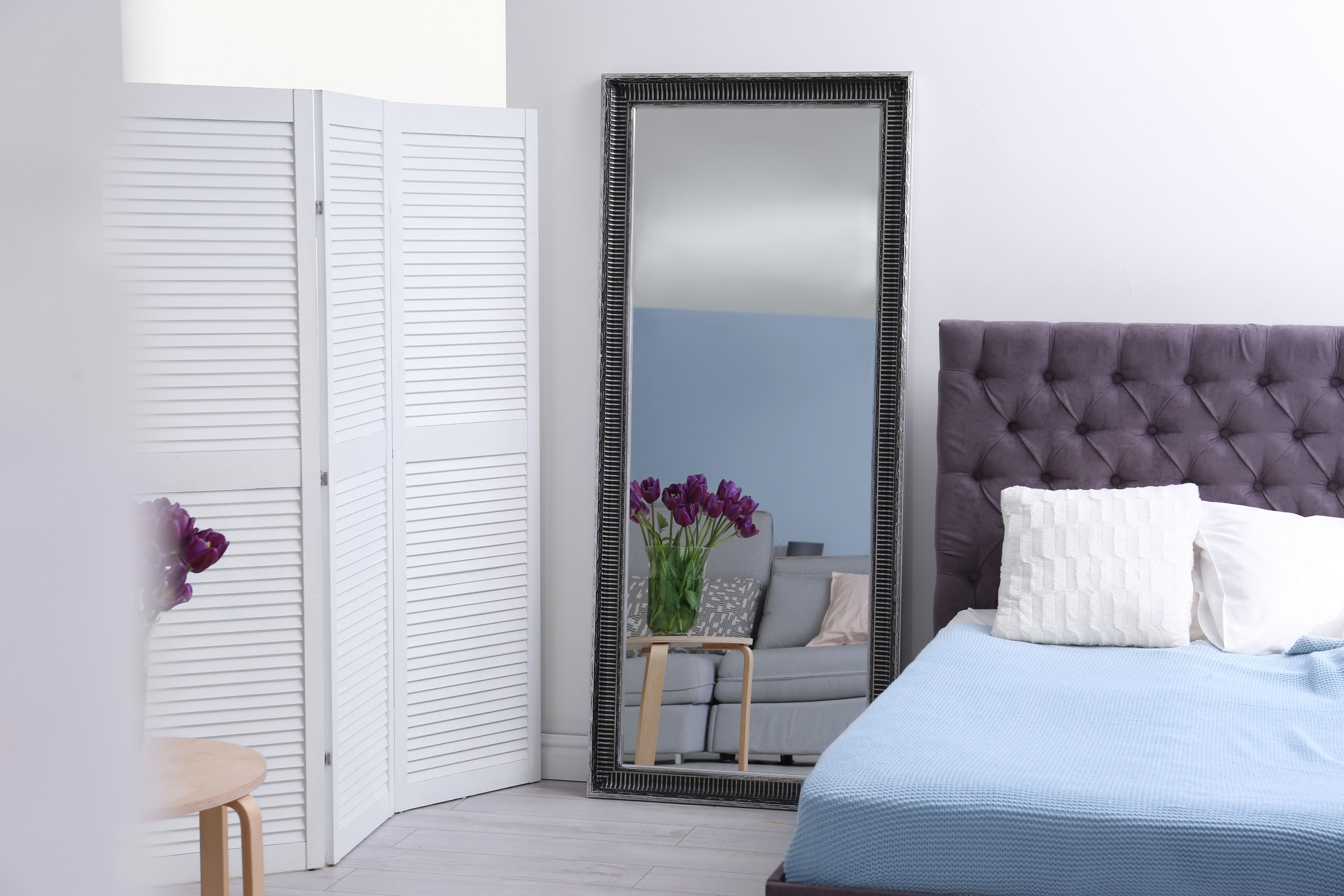 White Bedroom Mirror: A Reflection Of Elegance