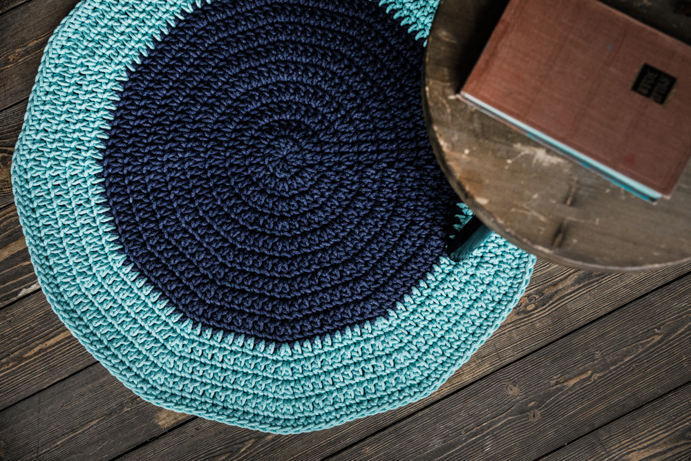 textured blue rug