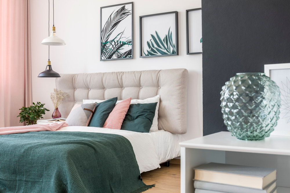 Bedsheet Colour Combinations for Your Bedroom - HomeLane Blog