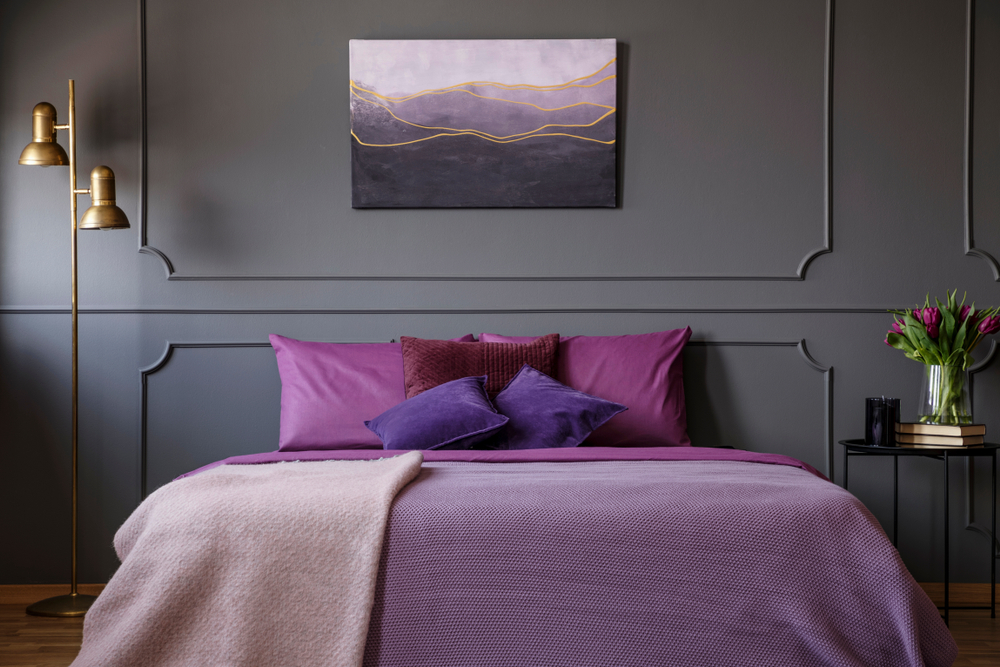 bedsheet colour based on bedroom decor theme