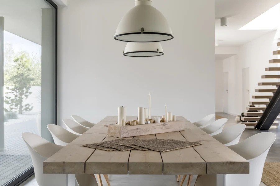 minimalistic dining table design