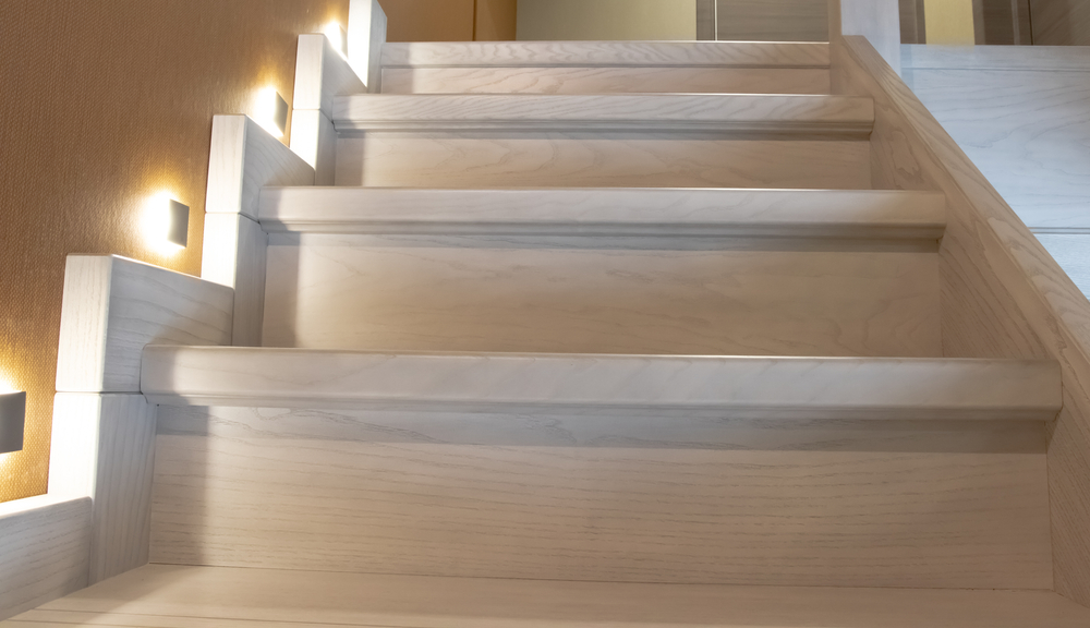 staircase accent lights