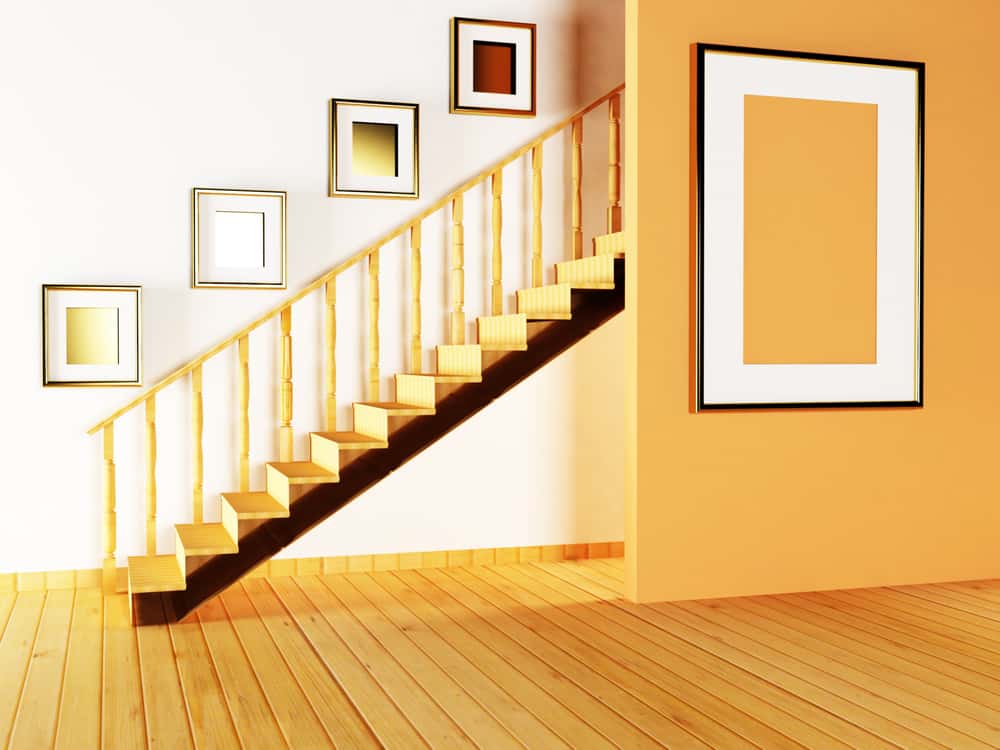 staircase-gallery-wall