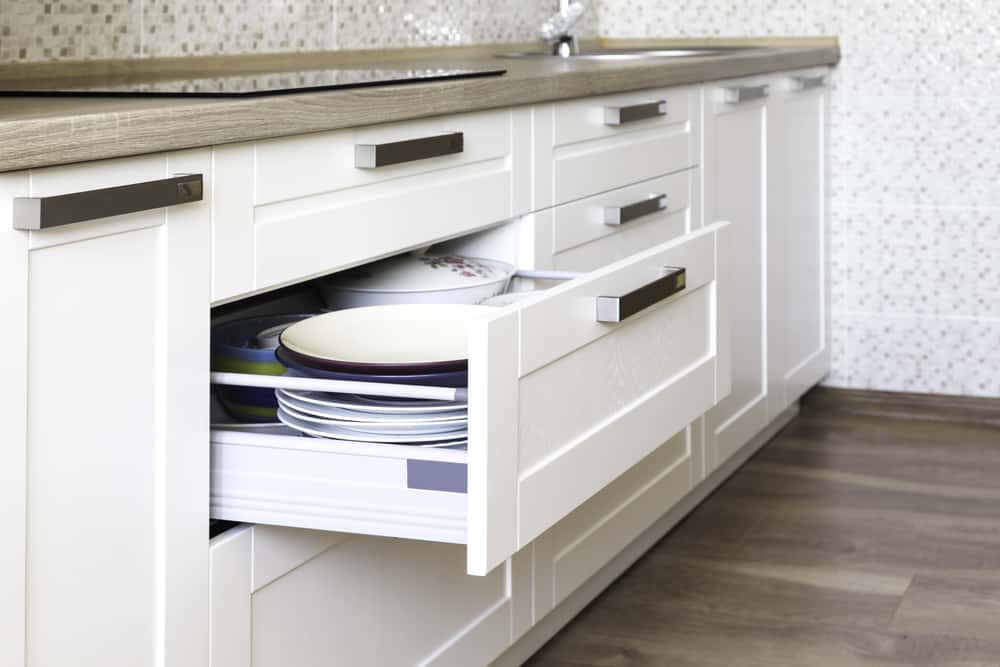 design options in soft closing drawers