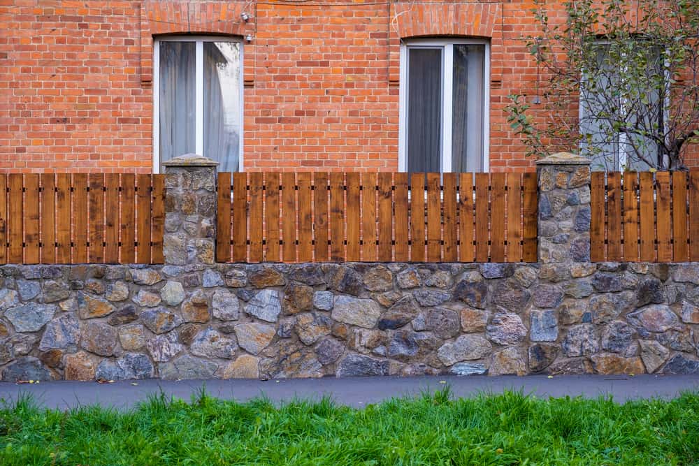 wooden panels unique boundary wall design