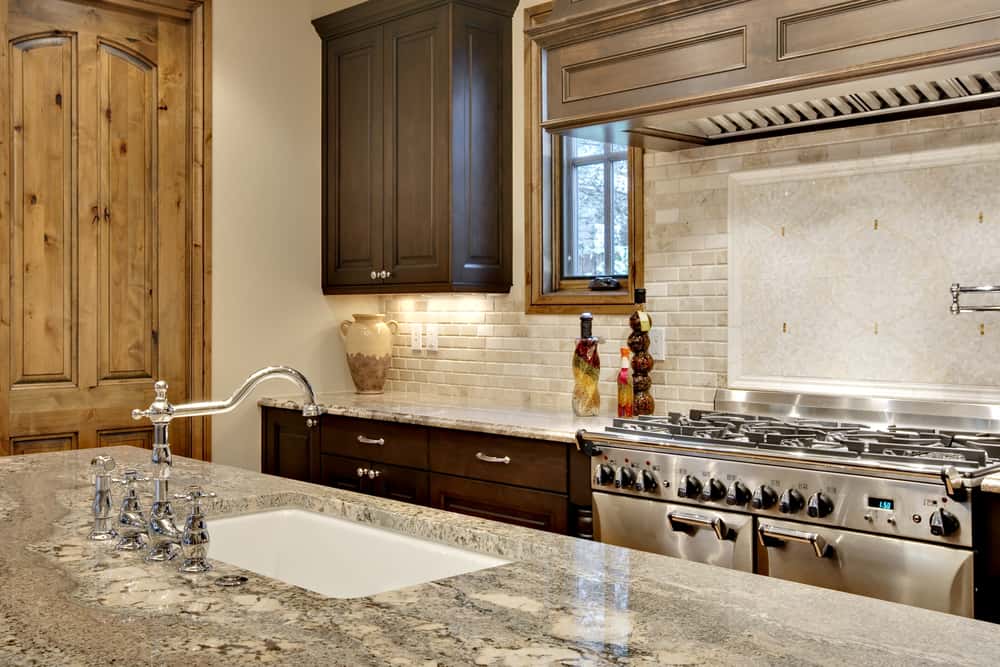 Why Opt For White Granite Countertops, Are Brown Granite Countertops Out Of Style In Taiwan