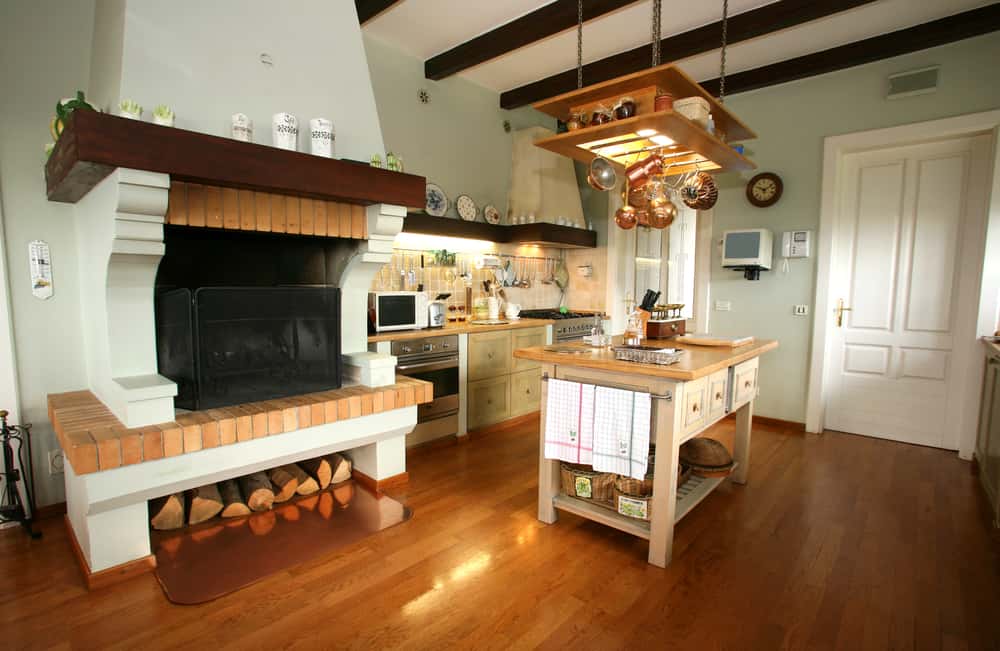 customised wooden kitchen design