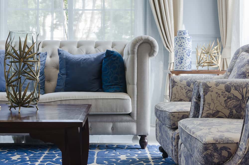 rich blue shade living room ideas