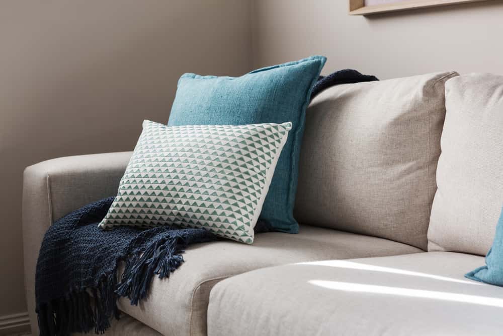 Ideal Bedroom Decor: Throw Pillows Combinations - Residential Interior  Design From DKOR Interiors