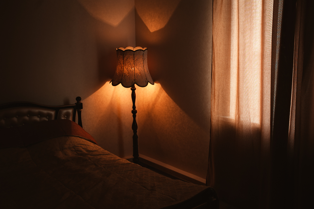Dim light for bedroom
