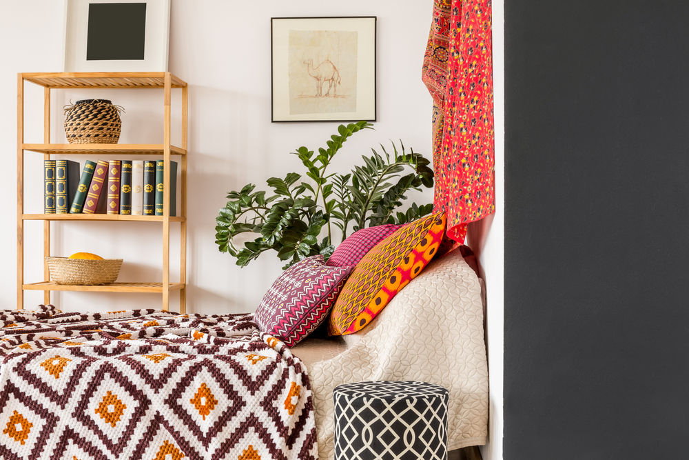 Ways to incorporate prints in your home