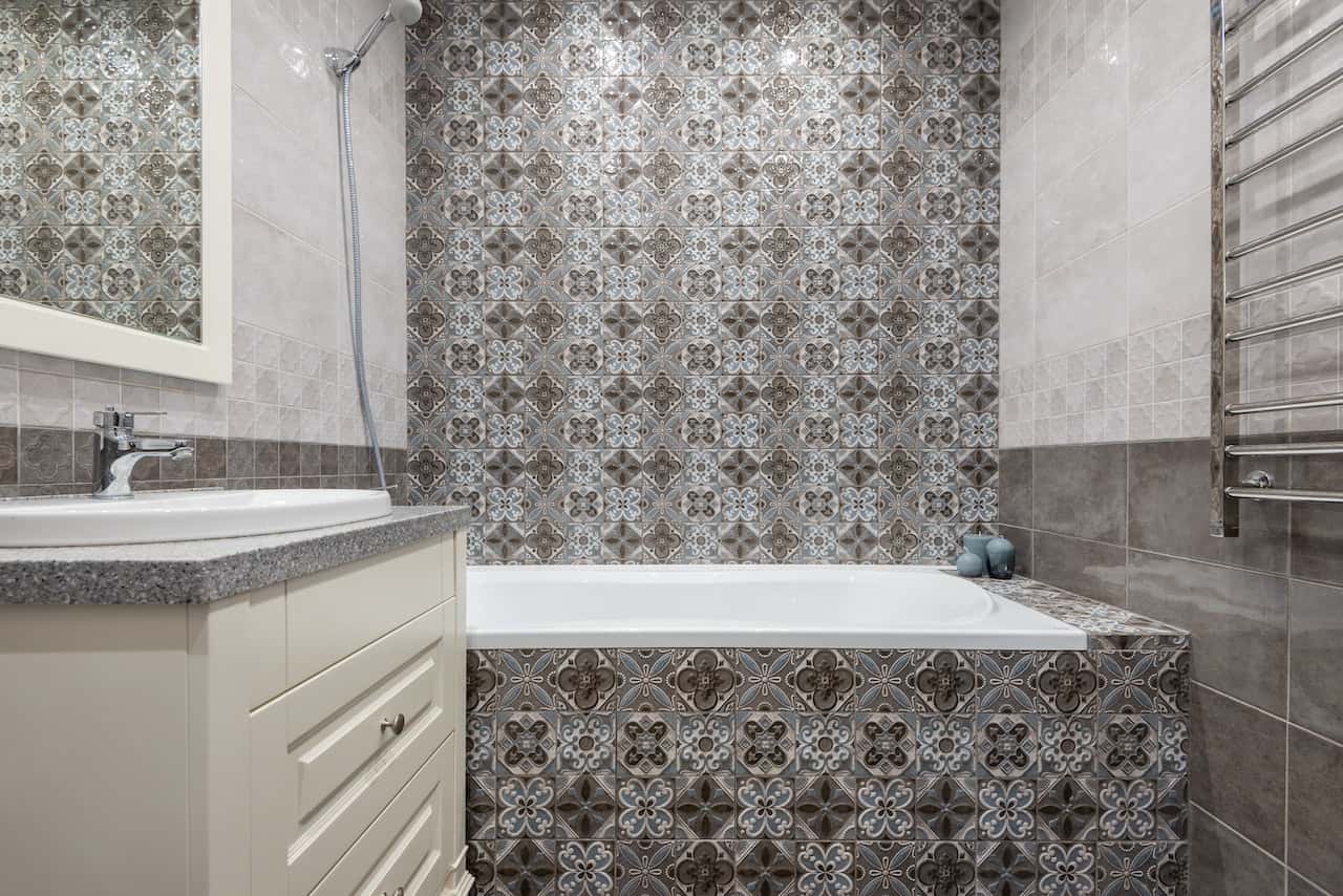 Mosaic Patterns Bathroom Tiles