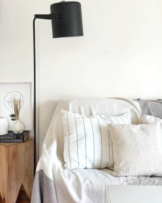 Simple Bedroom Interior Ideas