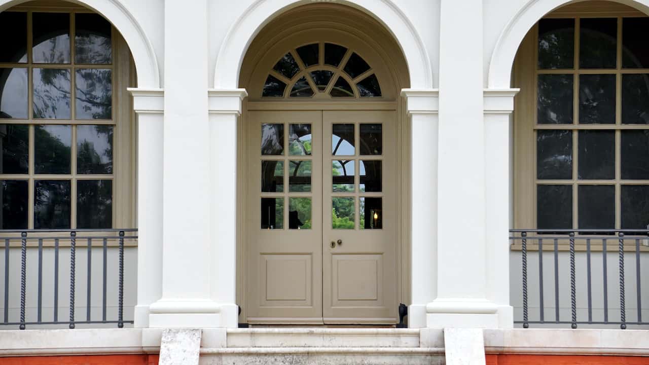 arched window entryways