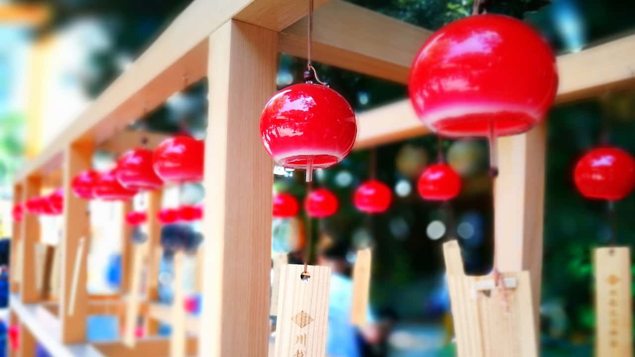 colour wind chimes