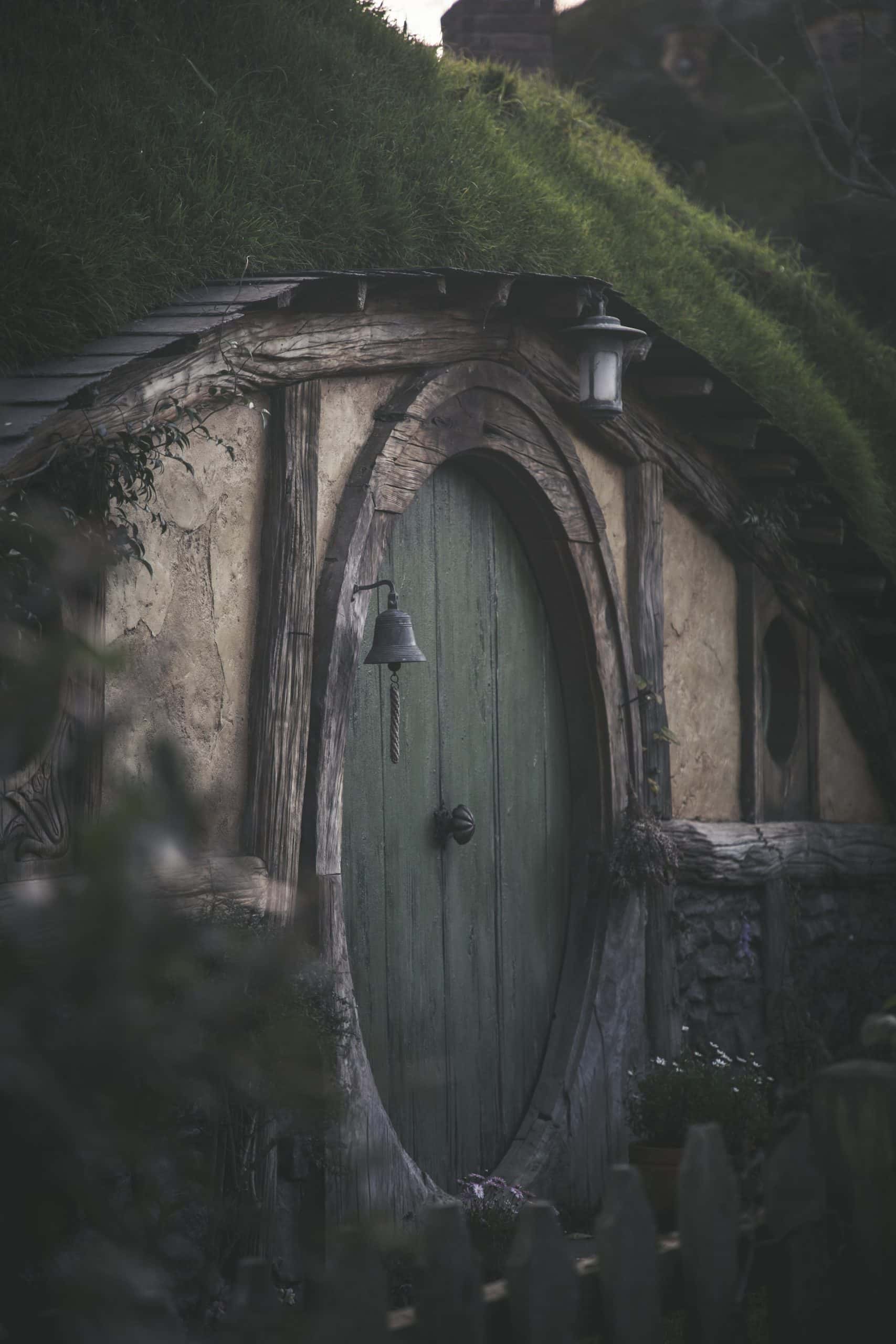 cottage style round door