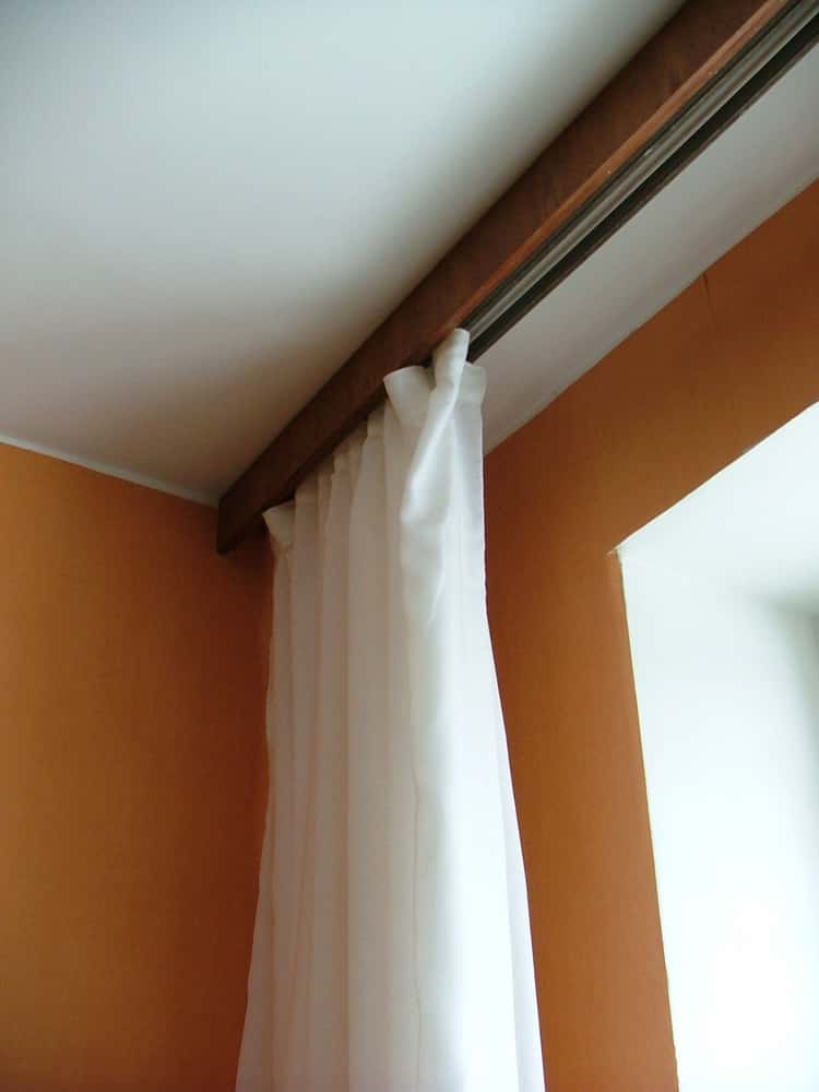curtain holder design