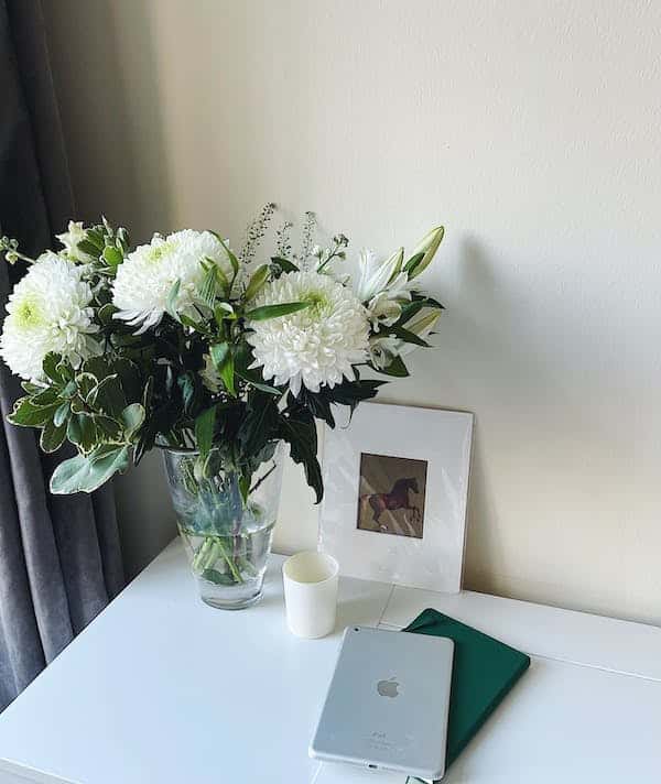 flowers for home office