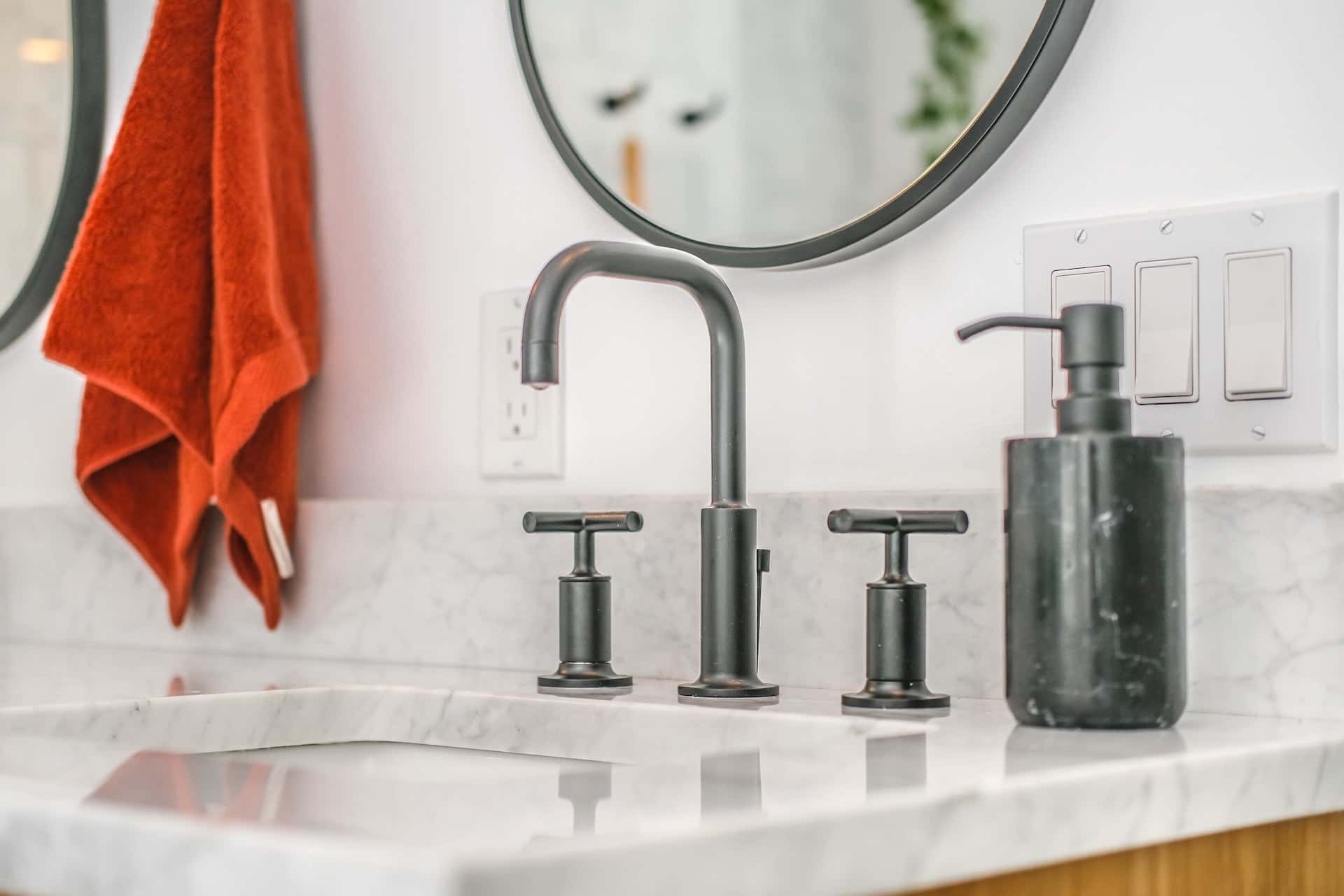 iron grey wash basin tap design