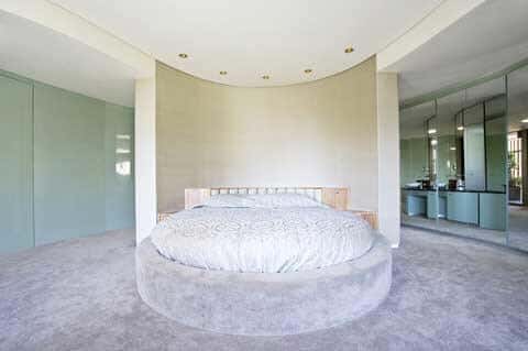 mindful round beds