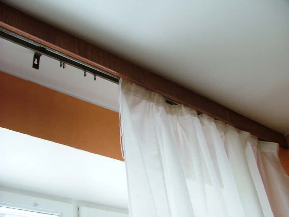 motorized curtain rod