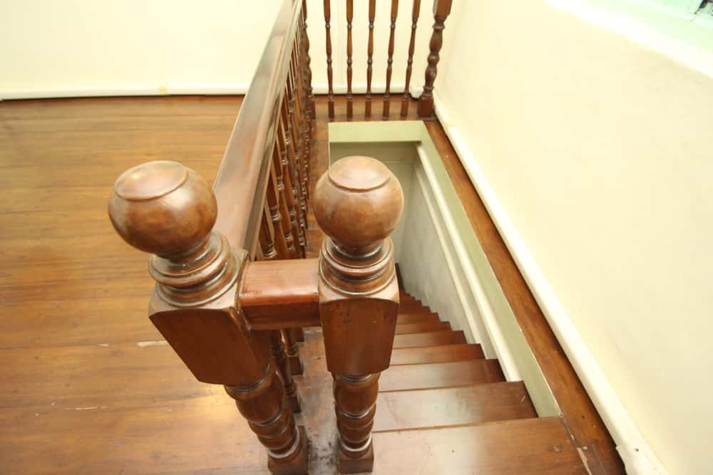 railing for modern u-shaped staircase