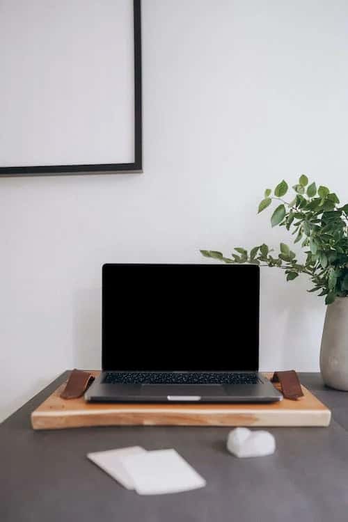 sleek base for laptop