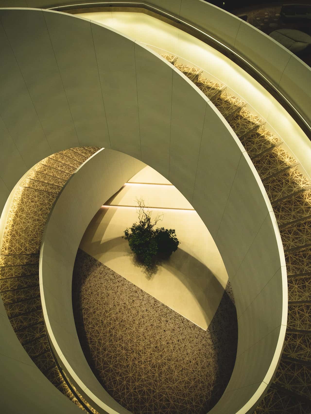 curved outside stairs design