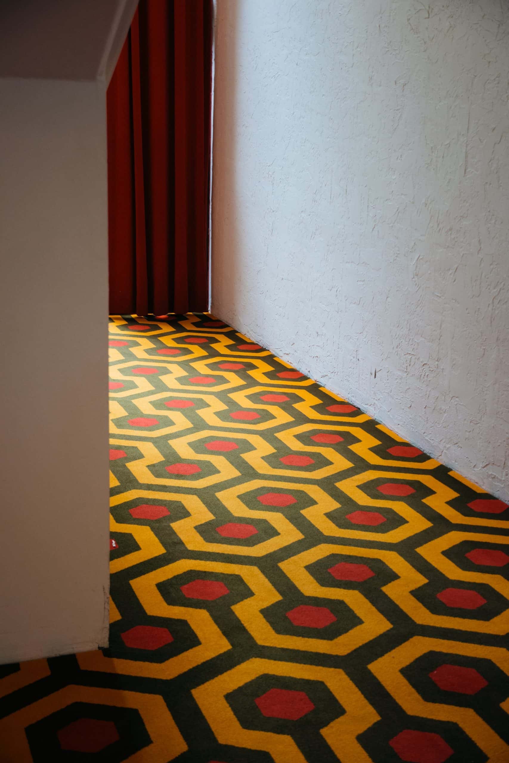 hexagonal pattern carpet