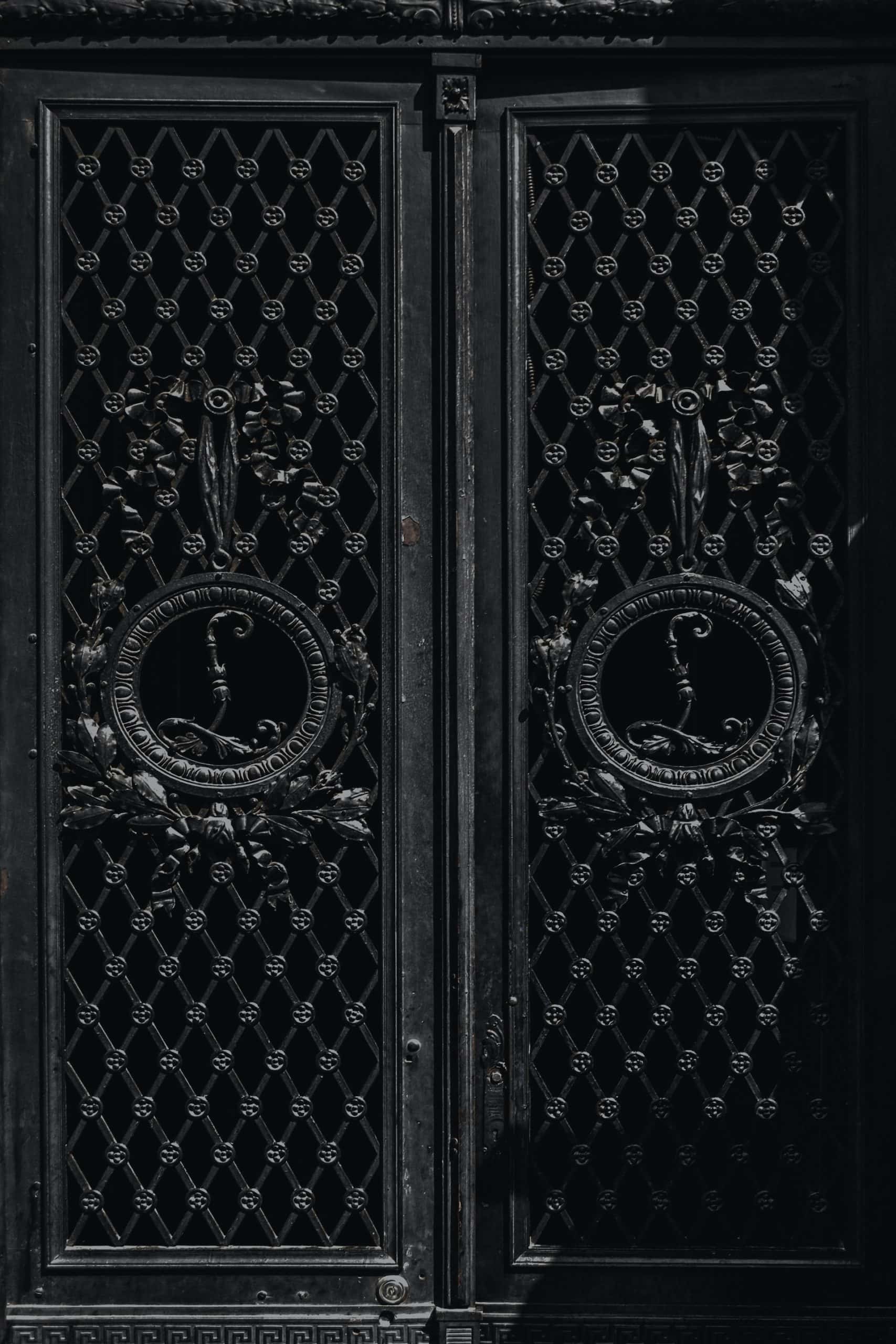 patterned double door grill gate