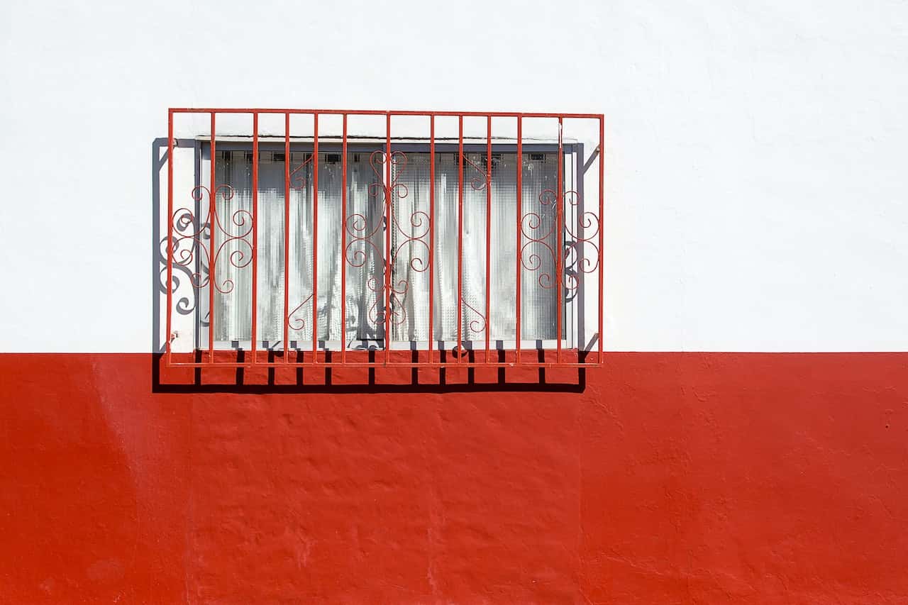 red window grill