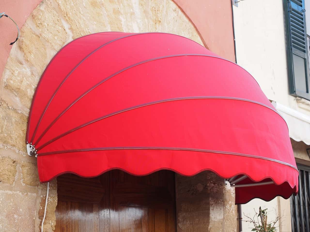 the half-domed canopy 
