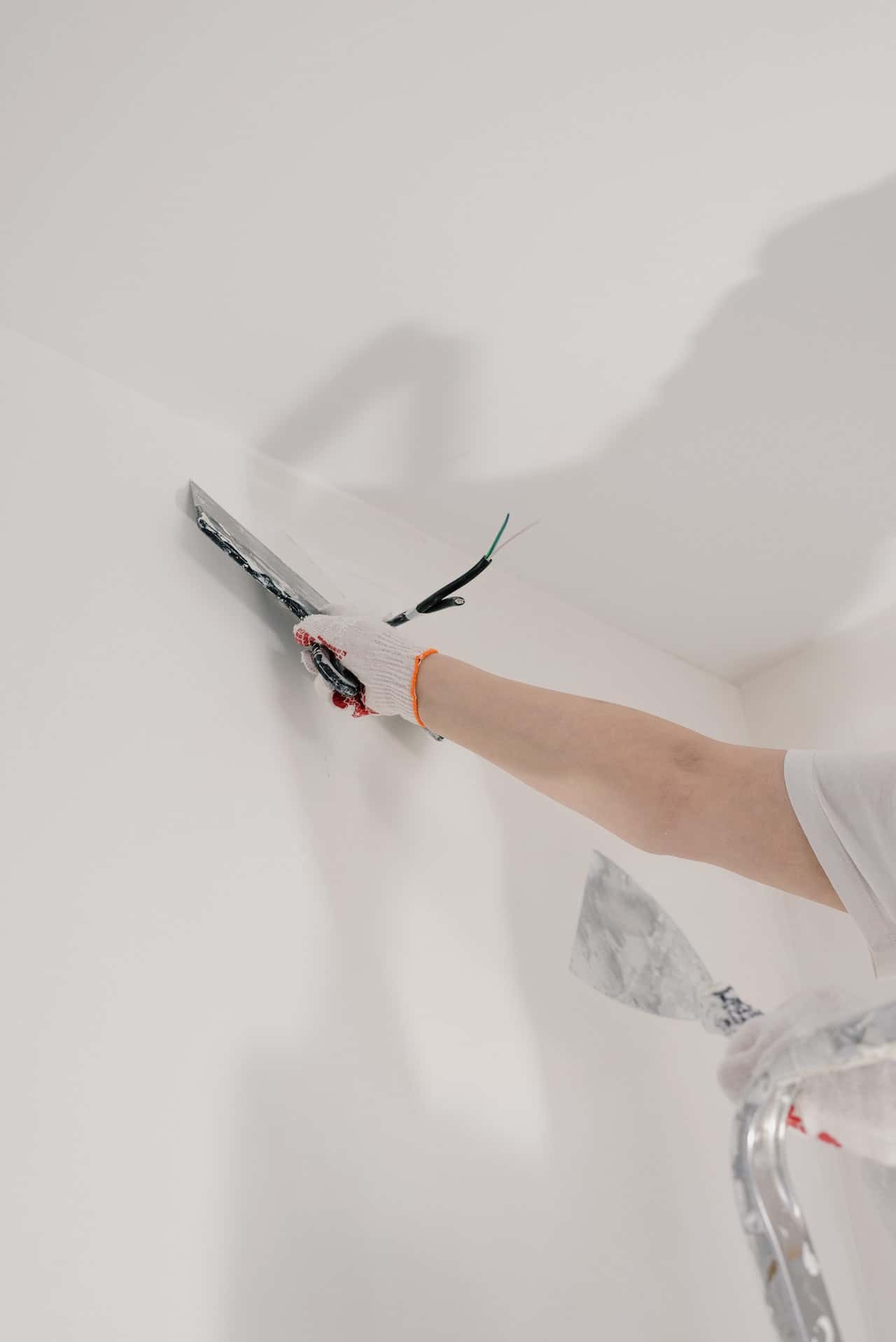 top tips to applying wall putty