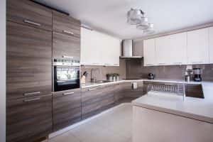 Modern Large luxury kitchen furnished